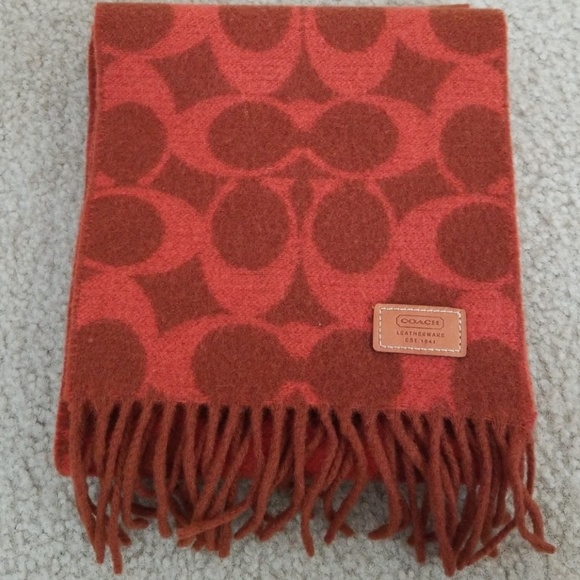 coach wool scarf